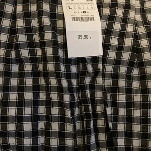 Brand new Zara midi pencil skirt with front slit